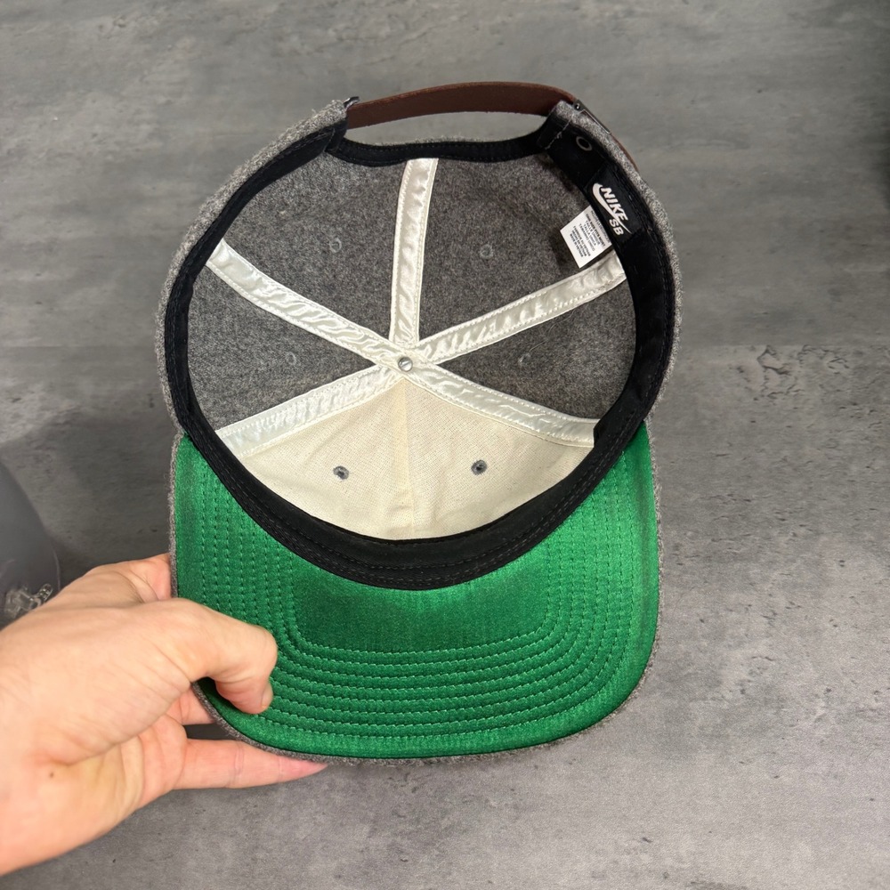 Nike SB Hat Mens Grey Wool Blend Brown Leather Strapback Skateboard Cap Green UV - Picture 6 of 9